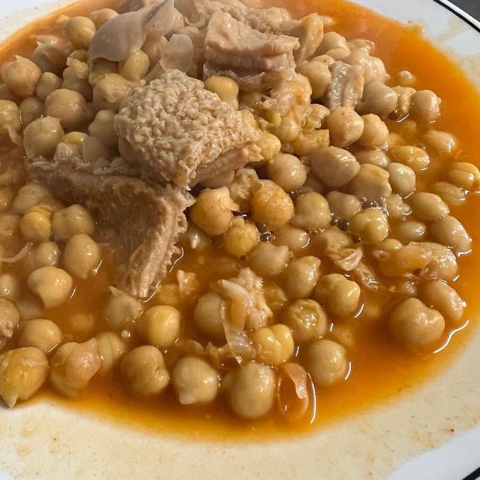 Garbanzos guisados con picadillo